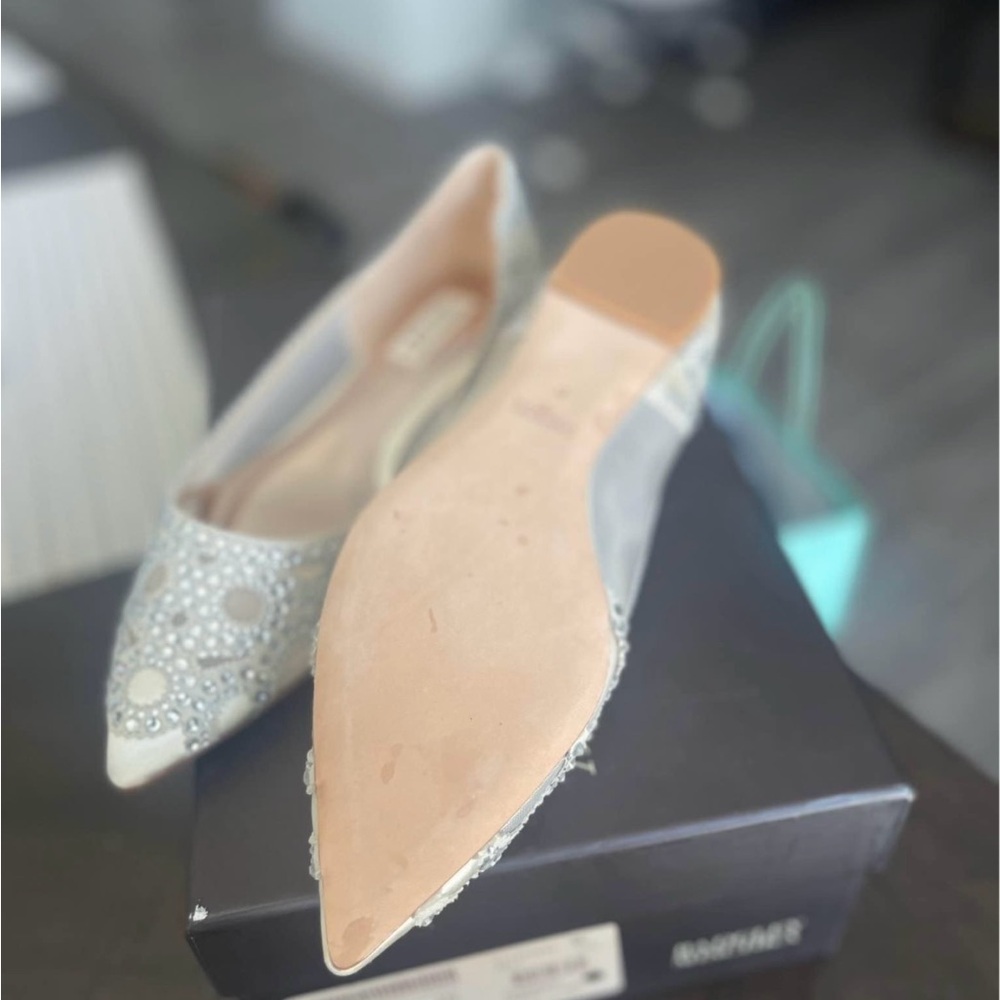 Badgley Mischka Silver Flats with Glittery Finish - Picture 3 of 4